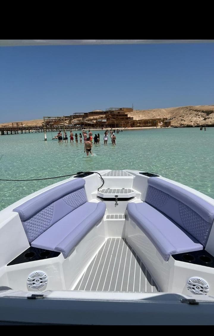 Premium 7-Hour Private Speedboat — photo 4